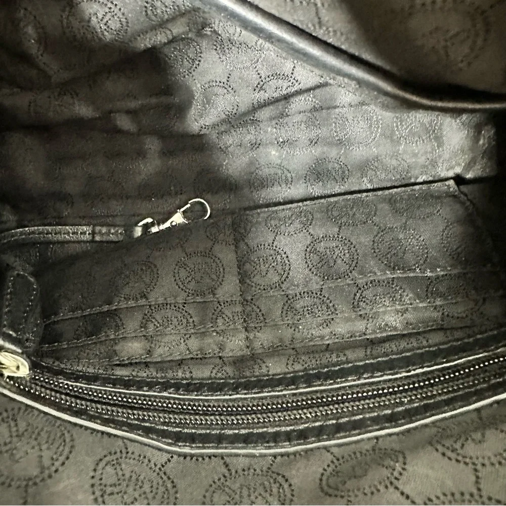 Michael Kors Chain Jet Set Messenger Bag Black Leather - Picture 10 of 15